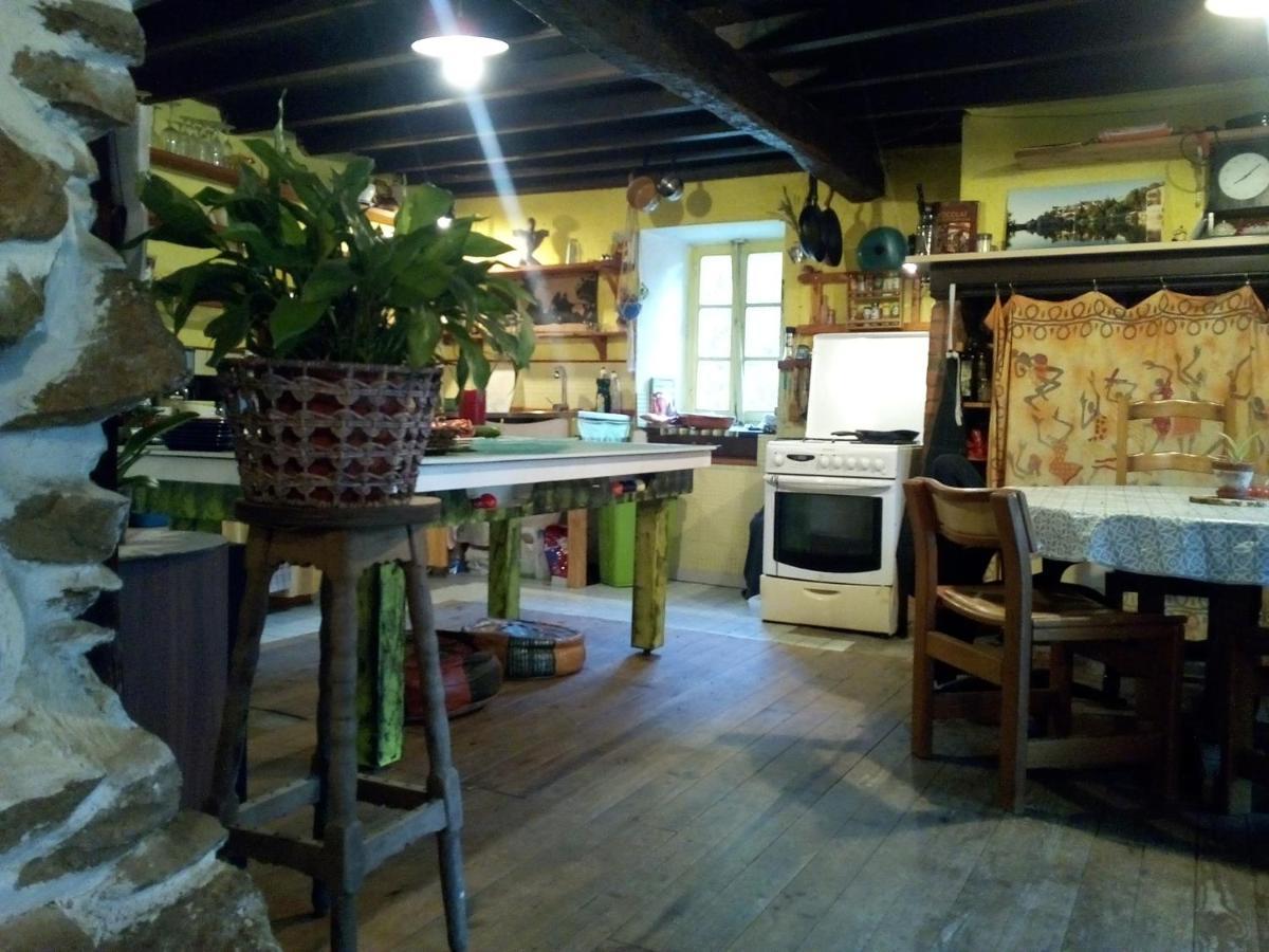 La Maison Du Bonheur Chez Yann Humblet Homestay